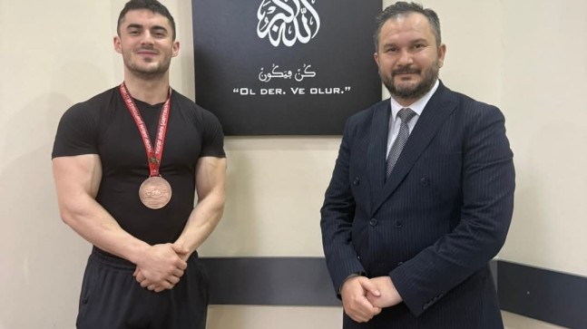 BAŞARIYA BİR TEBRİK DE BAŞKAN GÖKMEN’DEN! 🏆