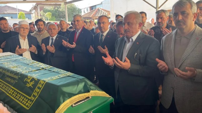 Mustafa Şentop’tan Vali Soytürk’e Taziye Ziyareti ve Cenaze Töreni