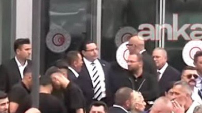 CHP’li Marmaraereğlisi Belediye Başkanı Onur Bozkurter, Belediye Meclis Üyesi Hakkıcan Alçan’la Beraber CHP Genel Başkanı Kemal Kılıçdaroğlu’na Destek İçin Ankara’da! 