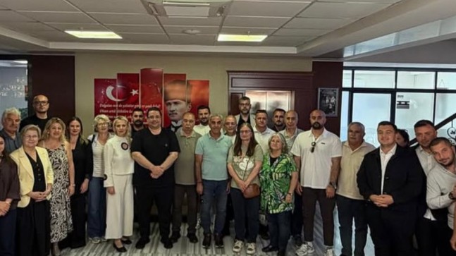 CHP’li Marmaraereğlisi Belediye Başkanı Onur Bozkurter, Marmaraereğlisi’ne Döndüğü Gibi Taşları Yerine Oturttu! 