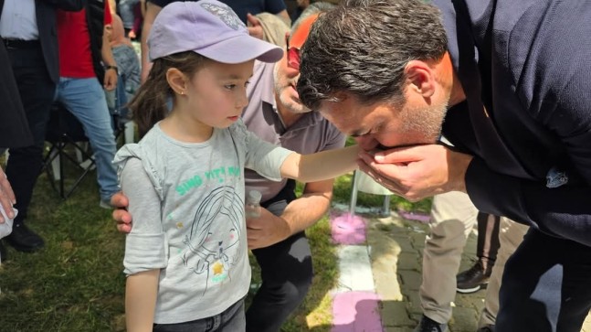 Ergene’de Anneler Günü Coşkusu: Milletvekili Gökhan Diktaş Annelerle Buluştu