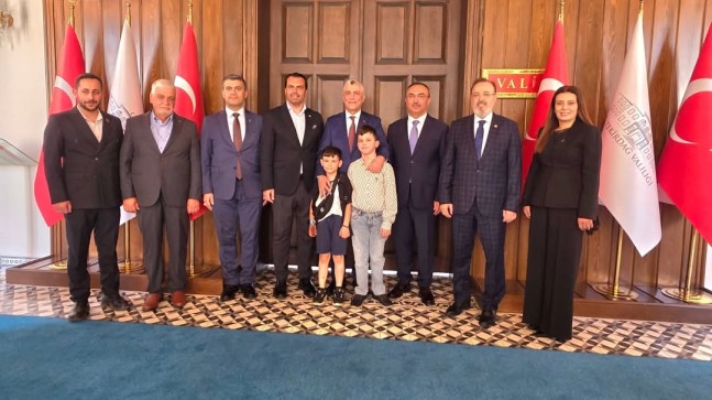 TİCARET BAKANI ÖMER BOLAT’TAN TEKİRDAĞ VALİLİĞİNE BAYRAM ZİYARETİ