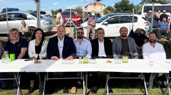 MHP Tekirdağ İl Başkanı Süleyman Fethi Şirin, Yağcı Mahallesi Futbol Turnuvası’nın Finalinde Hemşehrileriyle Buluştu