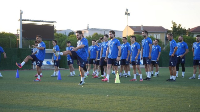 ŞAMPİYON SAHAYA İNDİ! EREĞLİ YENİ SEZON İÇİN START VERDİ