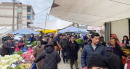 Ramazan Bereketi Pazara Yansıdı:Tezgâhlar Doldu, Fiyatlar Yüz Güldürdü