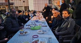 Ak Parti, Azeri Derneği Tarafından Verilen İftar Programına Katılım Sağladı! 