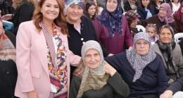 BAŞKAN TOPAK’TAN 8 MART MESAJI: “KADIN GÜÇLÜYSE GELECEK UMUT DOLUDUR”