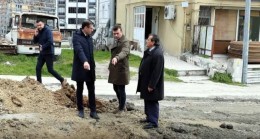 Vahap Akay’dan TESKİ’ye Sert Tepki: “Her Şeye Razıyım, Yeter ki Yolları Yapın!”