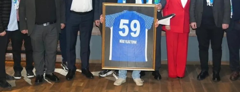 Ergene’de Şampiyonluk Ateşi Yakıldı: Başkan Müge Yıldız Topak’tan Velimeşespor’a Tam Destek!