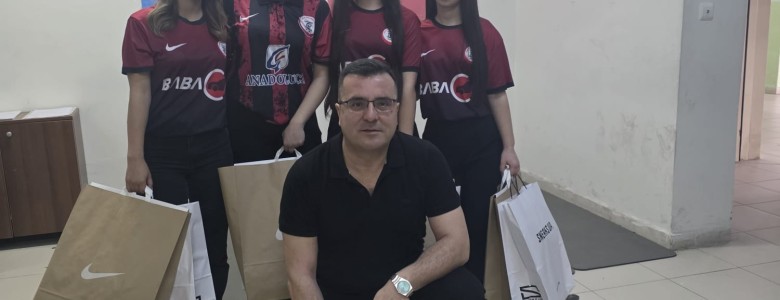 Marmaraereğlisi’nin Şampiyon Gençlerine Standart Yatırım A.Ş.’den Tam Destek!