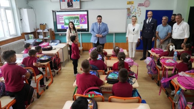 CHP’li Marmaraereğlisi Belediyesi’nden, Yeni Eğitim ve Öğretim Yılında Öğrencilere Çanta ve Kırtasiye Desteği Geldi!