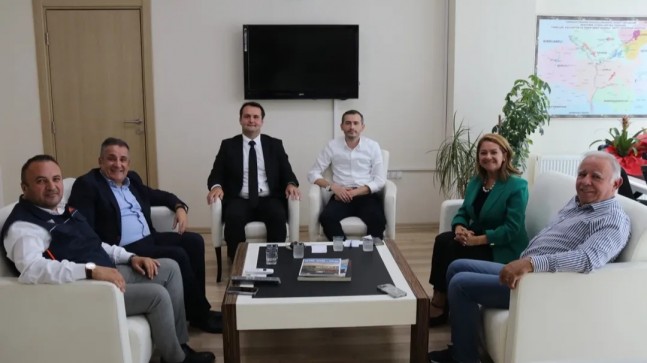 Ak Parti’li Ergene Belediye Başkanı Sn. Müge Yıldız Topak ; ” Her Şey Ergene’nin, Huzur ve Sağlığı İçin! ” Dedi.