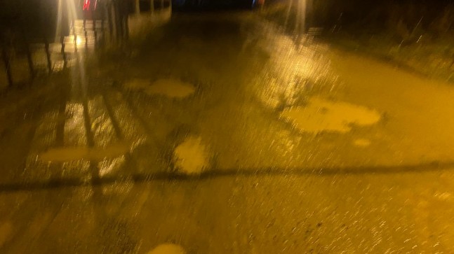 Kelebek Sokakta Yol Sorunu Halkın Büyük Çile Çekmesine Sebep Oluyor!