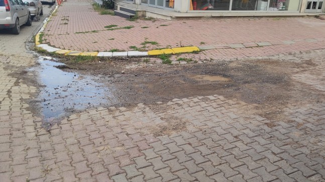 TESKİ Kurumu, Marmaraereğlisi / Enis Sülün Caddesi’ndeki Sorunları Bir Türlü Düzeltemiyor!