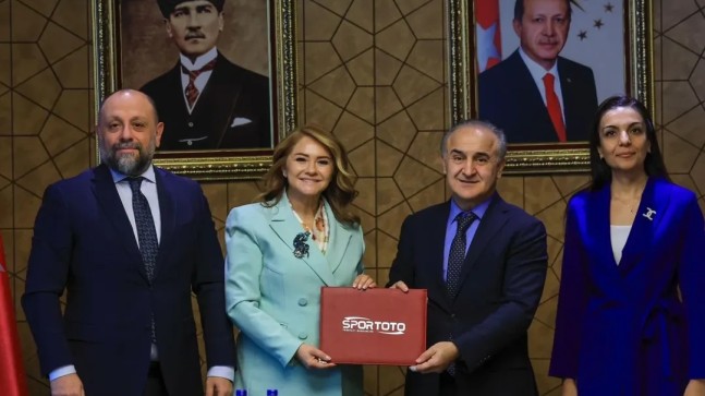 ERGENE’DE SPOR DEVRİMİ: BAŞKAN MÜGE YILDIZ TOPAK MÜJDEYİ VERDİ!