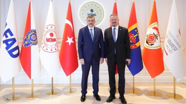 MESTAN ÖZCAN’DAN İÇİŞLERİ BAKANI MUSTAFA ÇİFTÇİ’YE HAYIRLI OLSUN ZİYARETİ