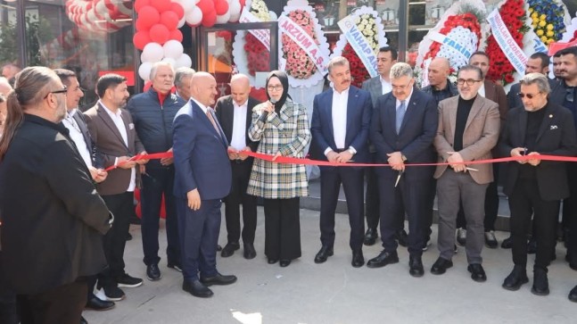 Milletvekili Çiğdem Koncagül’den Çerkezköy’de Açılış Mesaisi: O.M.S. Collection Hizmete Girdi