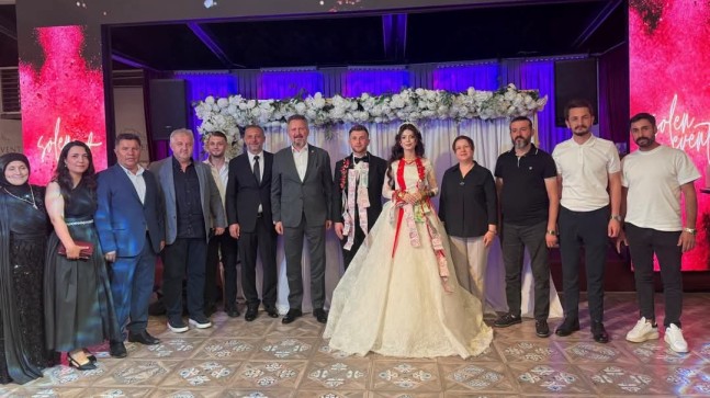 Milletvekili Mestan Özcan’dan Karadeniz ve Yaşaroğlu Ailelerine Tebrik Ziyareti