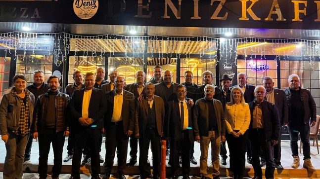 AK Parti Muratlı Teşkilatı, Muhtarlar Günü’nde ‘Gönül Sofrası’nda Buluştu