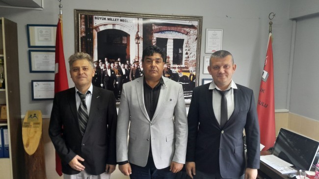 MHP Marmaraereğlisi’nden, Yeniçiftlik Belediye Ortaokulu’na Ziyaret…