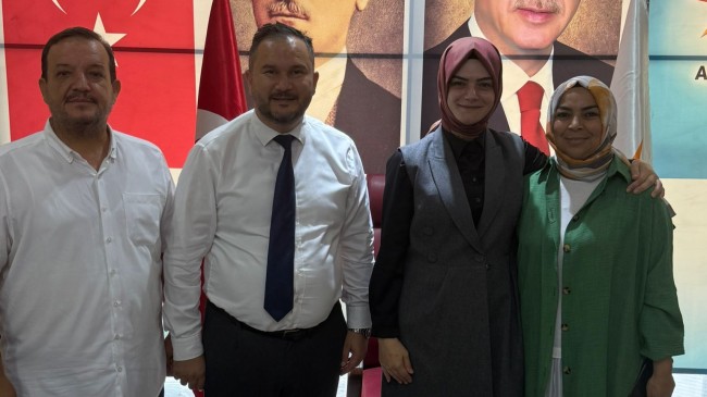 Ak Parti Marmaraereğlisi Kadın Kolları Başkanlığı, Ak Parti MKYK Üyesi Sn. Melek Dumanla Bir Araya Geldi!