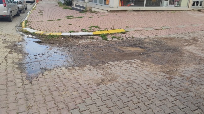 TESKİ Kurumu, Marmaraereğlisi / Enis Sülün Caddesi’ndeki Sorunları Bir Türlü Düzeltemiyor!