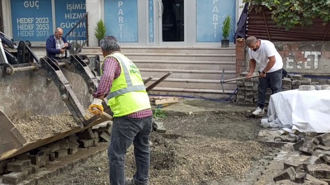 Başkan Sn. Onur Bozkurter, Anında Aksiyon Alarak Marmaraereğlisi / Hükümet Caddesi’nde Çöken Yolu Yaptırdı!