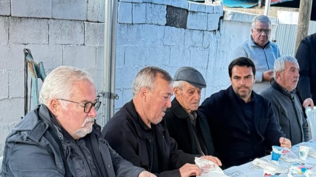 Gökhan Diktaş, Şehit Babasını Ziyaret Etti!