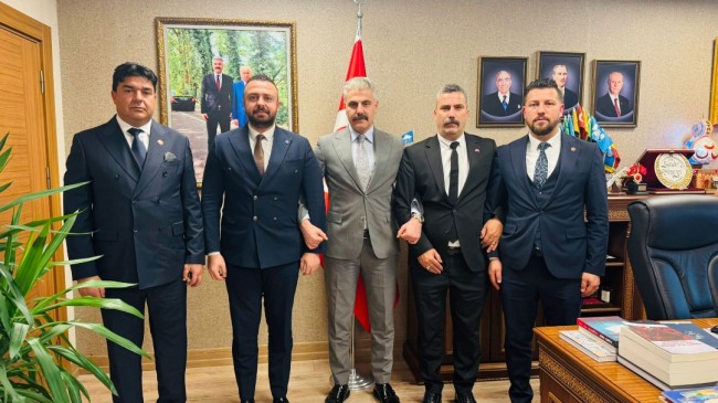 MHP TEKİRDAĞ İL BAŞKANI SÜLEYMAN FETHİ ŞİRİN VE HEYETİNDEN LİDER BAHÇELİ’YE ZİYARET