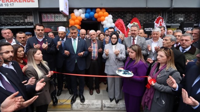 AK Parti Saray İlçe Başkanlığı Yeni Hizmet Binası Törenle Açıldı