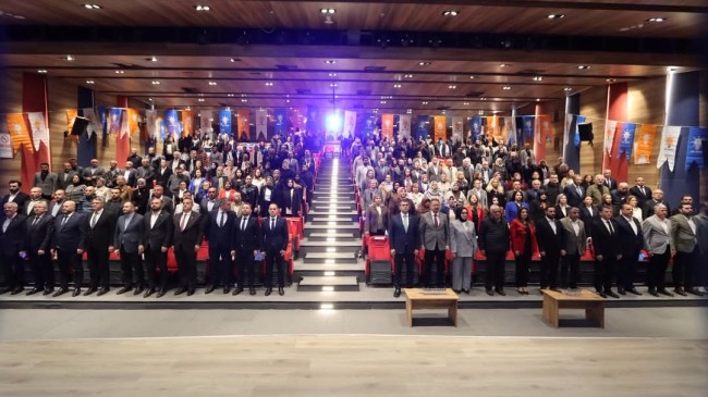 AK Parti Tekirdağ Teşkilatı Saray’da Bir Araya Geldi: “İstişare ve Verim Odaklı Toplantı”