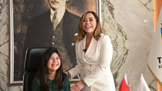 Tekirdağ Büyükşehir Belediyesi’nde Bayram Coşkusu: Başkanlık Koltuğu Zeynep Eda’nın!