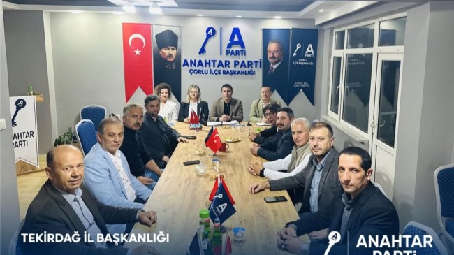 Anahtar Parti Tekirdağ Teşkilatı Çorlu’da Bir Araya Geldi: “Çalışmalarımız Kararlılıkla Sürecek”