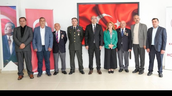 ERGENE’DE RESMİ BAYRAMLAŞMA TÖRENİ: BAŞKAN MÜGE YILDIZ TOPAK PROTOKOL VE VATANDAŞLARLA BULUŞTU
