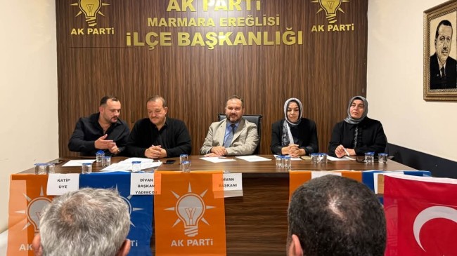 AK Parti Marmaraereğlisi İlçe Danışma Meclisi Toplandı: Mazbata ve Teşekkür Belgeleri Takdim Edildi 📍