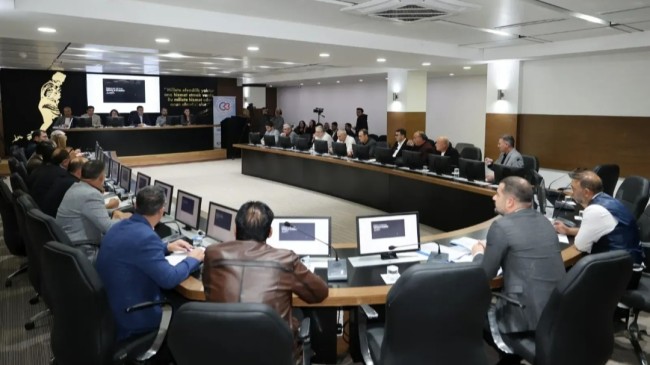 Çerkezköy’de AK Parti’ye yeni katılımlar: Bağımsız meclis üyeleri rozet takacak